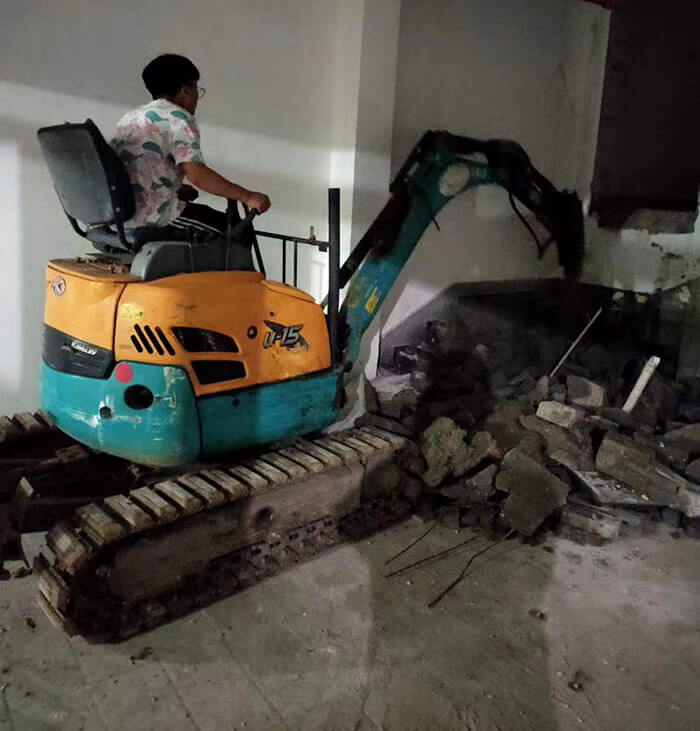 微型小挖機(jī)長時(shí)間存放需要注意哪些方面？(圖1)